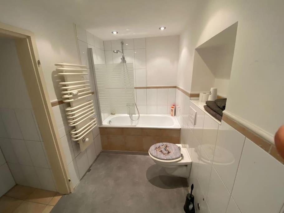 Ferien-Villa Direkt Am Rhein Sauna/Whirlpool Gotterswickerhamm ภายนอก รูปภาพ